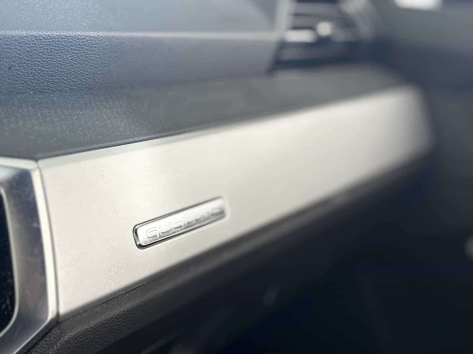 2022 Audi Q3 40 Komfort - Image 22