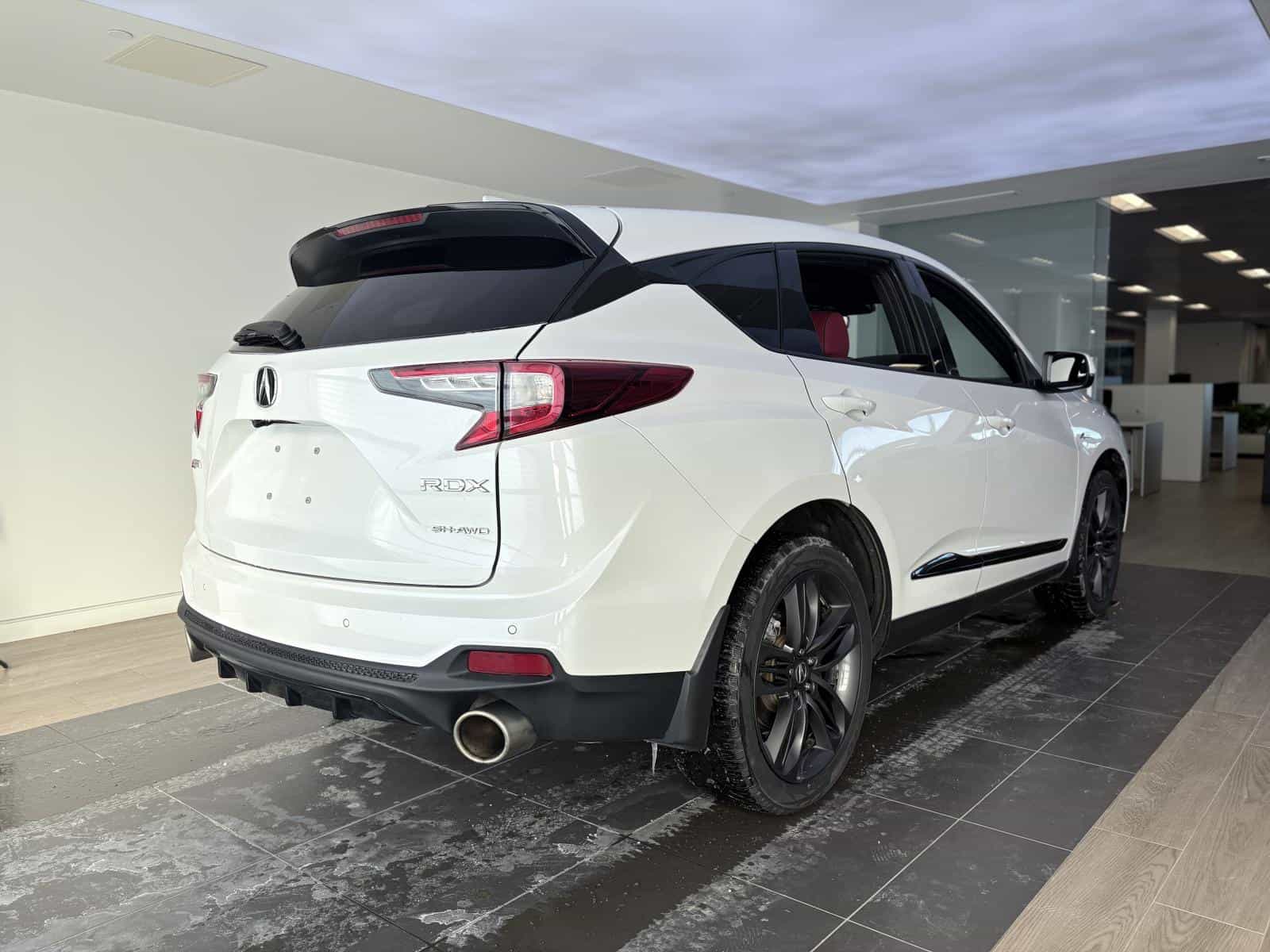 2022 Acura RDX A-Spec - Image 10