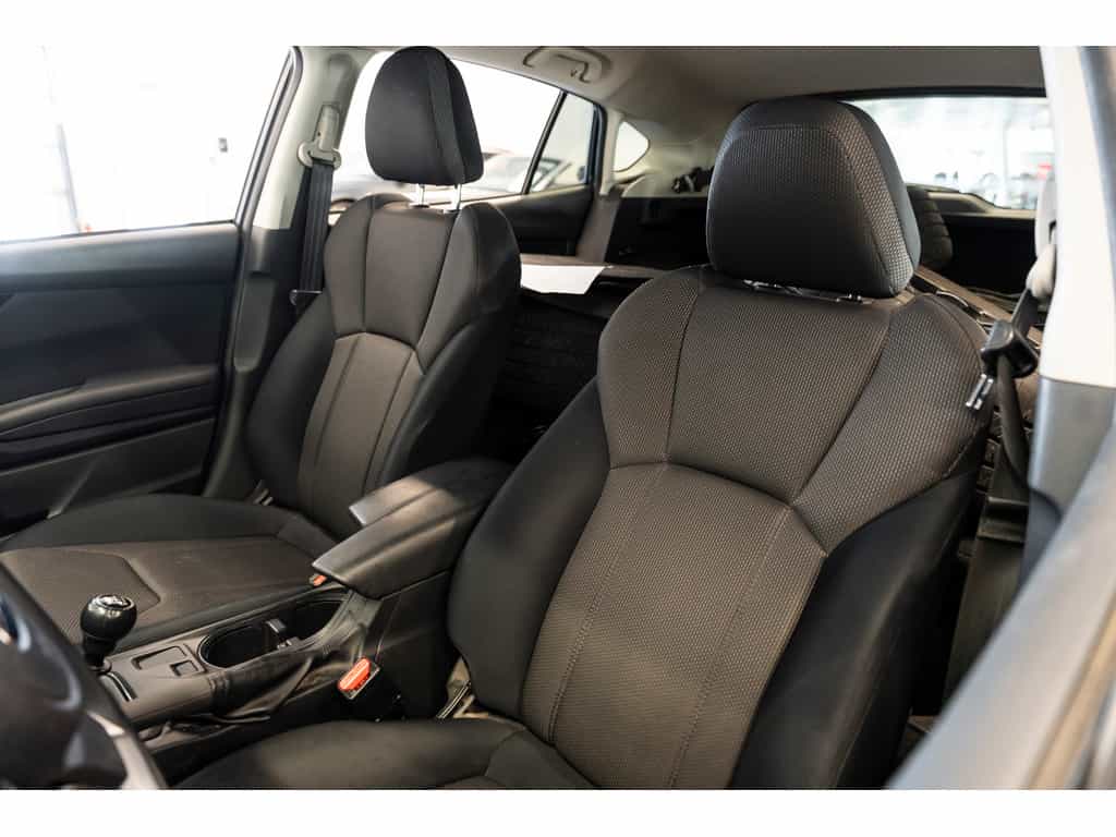 2021 Subaru Crosstrek Convenience - Image 13