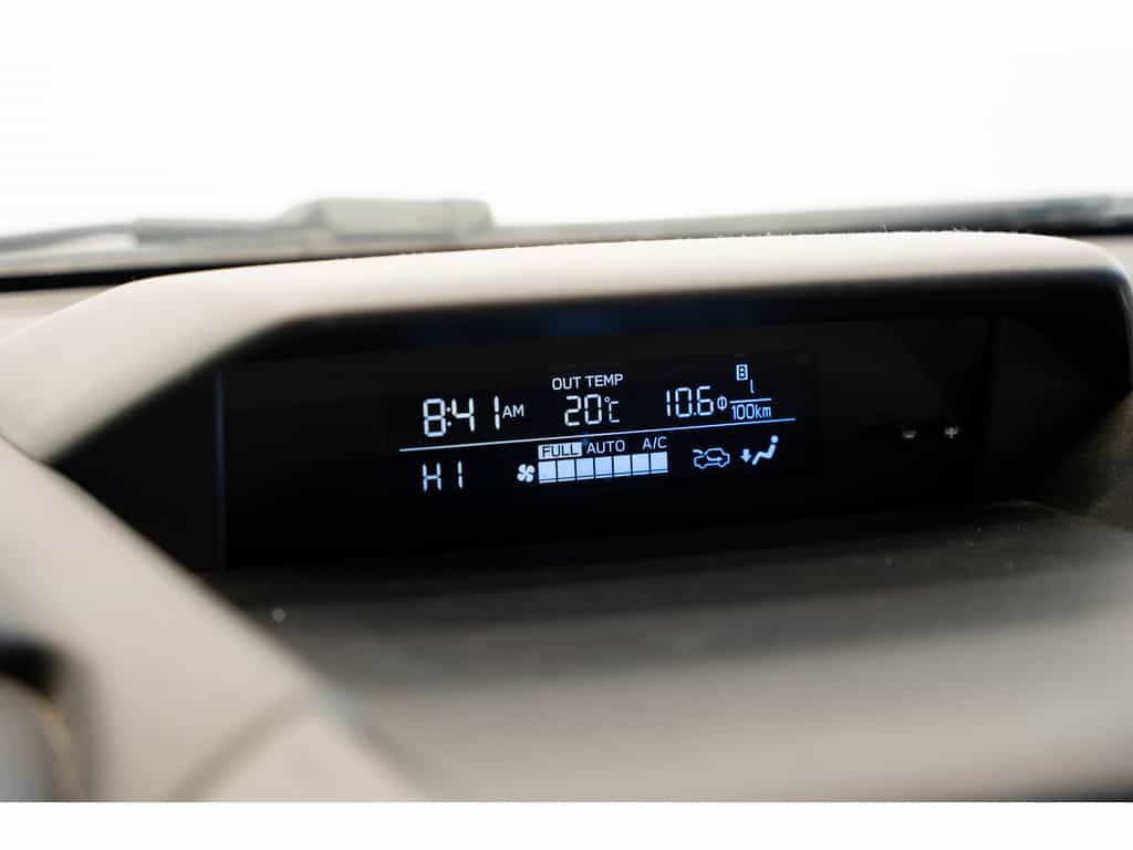 2021 Subaru Crosstrek Convenience - Image 26