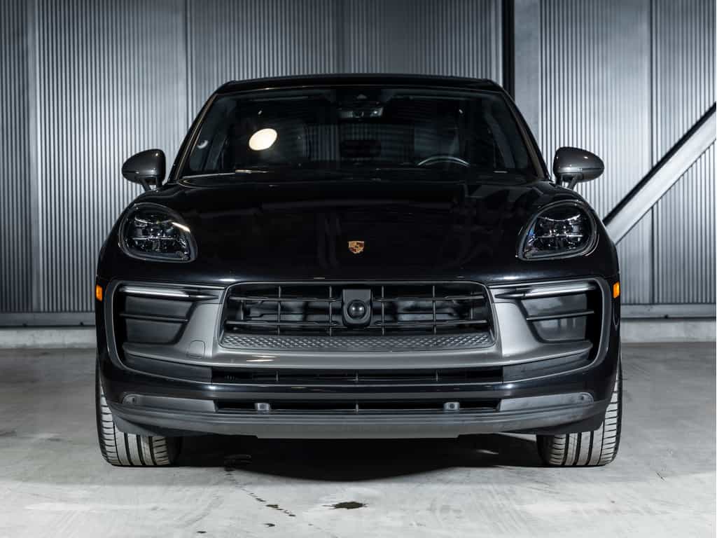 2024 Porsche Macan 2024 Macan T - Certifié Porsche Approved - Image 10
