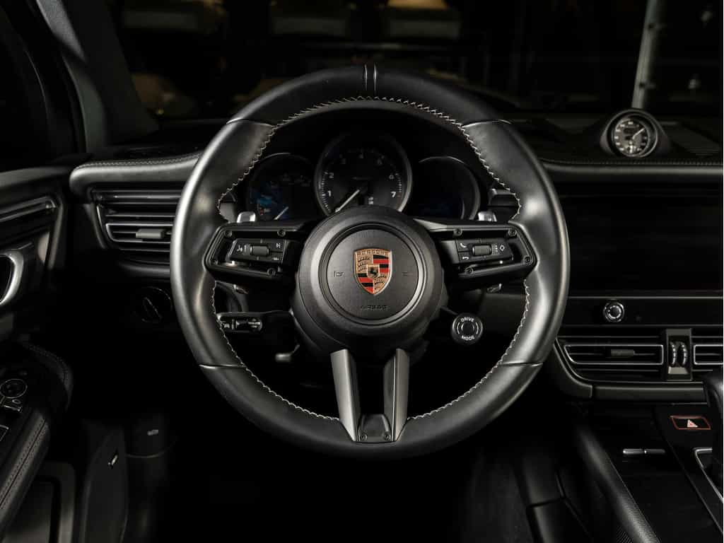 2024 Porsche Macan 2024 Macan T - Certifié Porsche Approved - Image 12