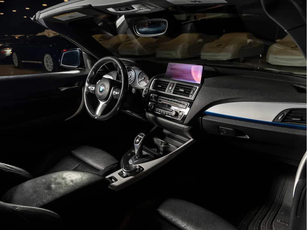 2017 BMW 2 Series 2017 BMW M240i xDrive Cabriolet - Image 5