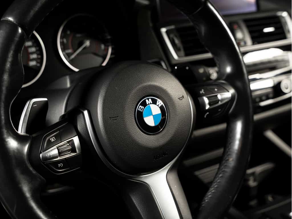 2017 BMW 2 Series 2017 BMW M240i xDrive Cabriolet - Image 23